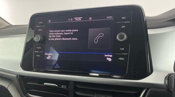 2022 Volkswagen 1.0 TSI Life Euro 6 5-door (Grey) - Image: 15