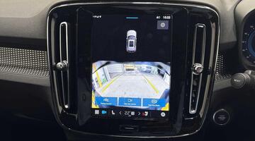 2025 Volvo 2.0 B4 MHEV Plus DCT Auto Euro 6 5-door (Blue) - Image: 40