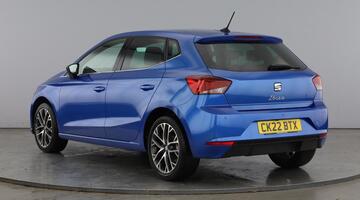2022 SEAT 1.0 TSI XCELLENCE Lux DSG Euro 6 5-door (Blue) - Image: 3
