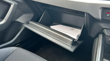 2025 Audi TFSI 35 Black Edition Sportback S Tronic Euro 6 5-door (White) - Image: 35