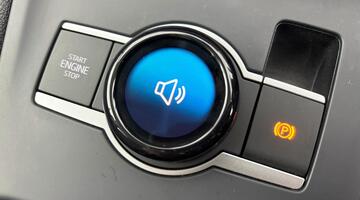 2025 Volkswagen 2.0 TDI Match DSG Euro 6 5-door (Blue) - Image: 13