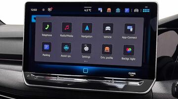 2025 Volkswagen TSI R-Line Euro 6 5-door (Grey) - Image: 12