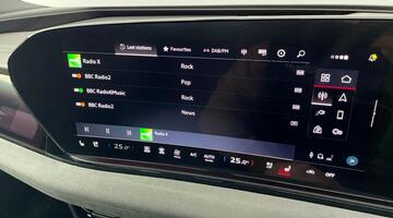 2025 Audi 100kWh Edition 1 Auto quattro 5-door (Black) - Image: 27