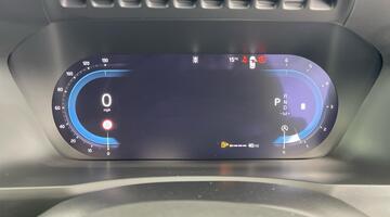 2024 Volvo 2.0 B5 MHEV Plus Auto 4WD Euro 6 5-door (Unlisted) - Image: 11