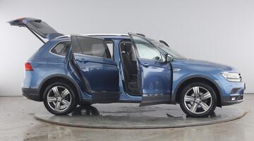 2018 Volkswagen 2.0 TDI SEL 4Motion Euro 6 5-door (Blue) - Image: 10