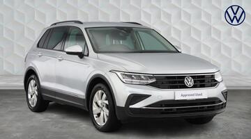 2021 Volkswagen TSI Life DSG Euro 6 5-door (Silver) - Image: 1