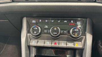 2024 Škoda 2.0 TDI Laurin & Klement DSG 4WD Euro 6 5-door (7 Seat) (Blue) - Image: 31