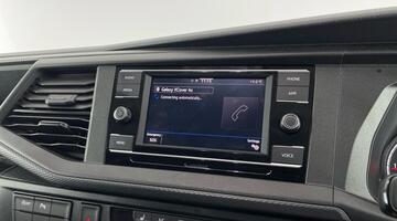 2025 Volkswagen 2.0 TDI T28 Highline FWD SWB Euro 6 5-door (White) - Image: 14