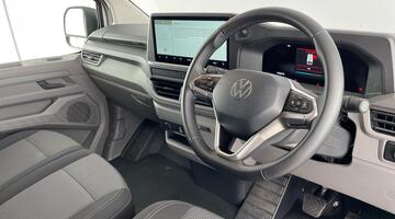 2025 Volkswagen T32 65kWh Commerce Plus Auto RWD SWB 5-door (White) - Image: 6