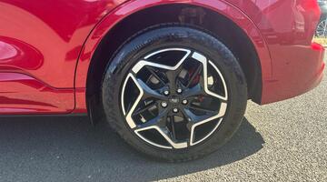 2024 Ford 2.5h Duratec ST-Line X CVT Euro 6 5-door (Red) - Image: 30