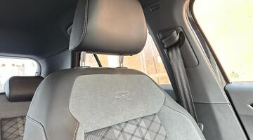 2022 Volkswagen TSI R-Line DSG Euro 6 5-door (Black) - Image: 33