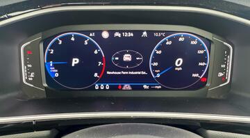 2024 Volkswagen TSI R-Line DSG Euro 6 5-door (Black) - Image: 12