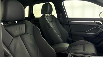 2025 Audi TFSI CoD 35 Black Edition S Tronic Euro 6 5-door (Red) - Image: 19