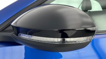 2023 Volkswagen TSI R-Line DSG 2WD Euro 6 2-door (Multicolour) - Image: 37