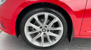 2017 SEAT EcoTSI FR Technology Euro 6 5-door (Red) - Image: 36