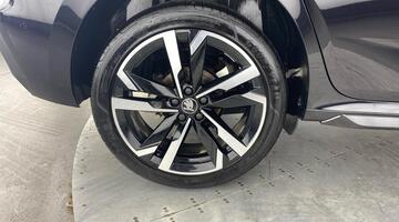 2025 Škoda TSI ACT Monte Carlo Euro 6 5-door (Black) - Image: 28