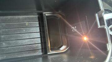 2022 BMW 2.0 30e 12kWh M Sport Auto xDrive Euro 6 5-door (Grey) - Image: 18