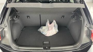 2024 Volkswagen 1.0 TSI R-Line DSG Euro 6 5-door (Black) - Image: 28