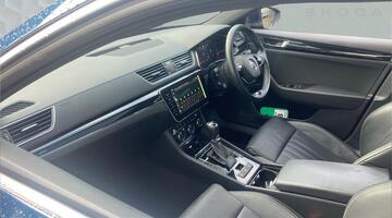 2023 Škoda TSI iV 13kWh Laurin & Klement DSG Euro 6 5-door (Blue) - Image: 3