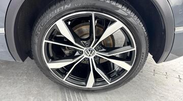 2021 Volkswagen 2.0 TDI R-Line DSG Euro 6 5-door (Grey) - Image: 31
