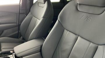 2025 Audi E-hybrid Launch Edition Sportback S Tronic Euro 6 5-door 26kWh (Black) - Image: 37