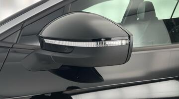 2025 Volkswagen Pro 77kWh Match Auto 5-door (Black) - Image: 33