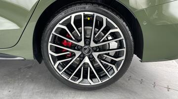 2025 Audi Saloon Black Edition TFSI 333 PS S tronic (Green) - Image: 41