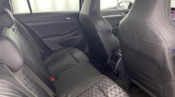 2025 Volkswagen TSI R-Line Euro 6 5-door (Black) - Image: 17