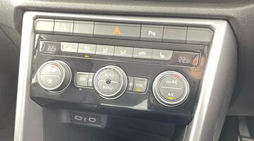 2022 Volkswagen TSI EVO Active Euro 6 5-door (Grey) - Image: 7