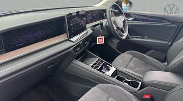 2025 Volkswagen ETSI MHEV Elegance DSG Euro 6 5-door (Grey) - Image: 2