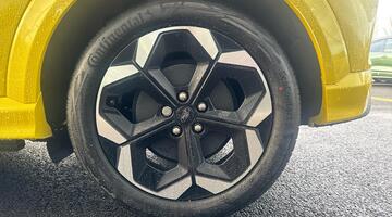 2026 Ford Standard Range 43kWh Premium Auto 5-door (Yellow) - Image: 16