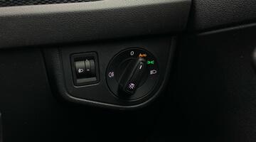 2022 Volkswagen 1.0 TSI Life DSG Euro 6 5-door (Unlisted) - Image: 21