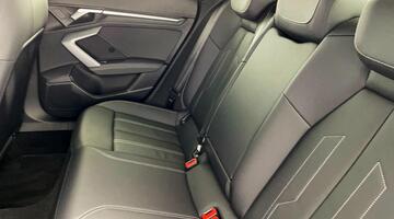 2025 Audi TFSI 30 S line S Tronic Euro 6 4-door (Green) - Image: 33