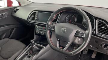 2017 SEAT EcoTSI FR Technology Euro 6 5-door (Red) - Image: 6