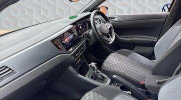 2023 Volkswagen 1.0 TSI R-Line DSG Euro 6 5-door (Black) - Image: 2