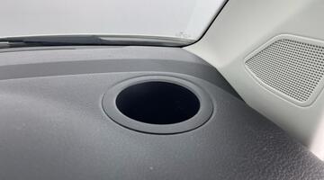 2019 Volkswagen 2.0 TDI T30 BlueMotion Tech Trendline Kombi FWD SWB Euro 6 5-door (White) - Image: 21