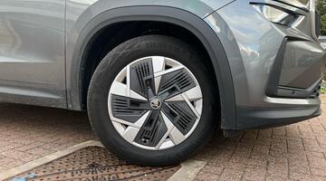 2025 Škoda TSI iV 25.7kWh SE DSG Euro 6 5-door (5 Seat) (Grey) - Image: 5