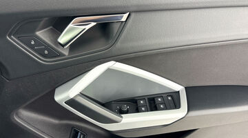 2022 Audi TFSIe 45 Technik S Tronic Euro 6 5-door 13kWh (White) - Image: 20