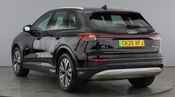 2025 Audi 55 Sport Auto quattro 5-door 82kWh (Black) - Image: 3