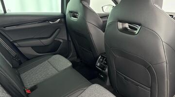 2025 Škoda TSI ACT SportLine Euro 6 5-door (Grey) - Image: 29