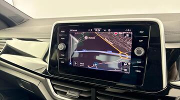 2022 Volkswagen TSI R-Line DSG Euro 6 5-door (White) - Image: 14