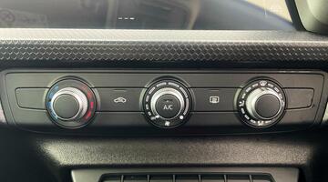 2022 Audi 1.0 TFSI 30 Technik Sportback Euro 6 5-door (White) - Image: 14