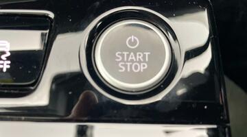 2025 Audi 100kWh Launch Edition Auto 5-door (White) - Image: 7