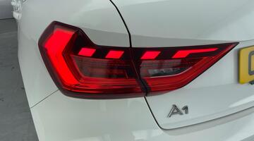 2022 Audi 1.0 TFSI 30 Technik Sportback Euro 6 5-door (White) - Image: 30