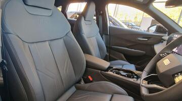 2025 Audi E-hybrid Launch Edition Sportback S Tronic Euro 6 5-door 26kWh (White) - Image: 17