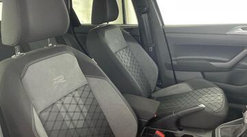 2024 Volkswagen 1.0 TSI R-Line DSG Euro 6 5-door (Black) - Image: 19