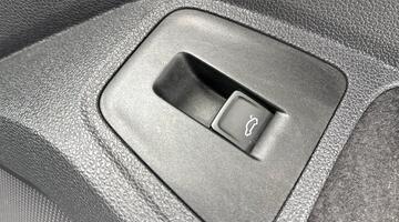 2023 Volkswagen 2.0 TDI R-Line DSG Euro 6 5-door (Grey) - Image: 23