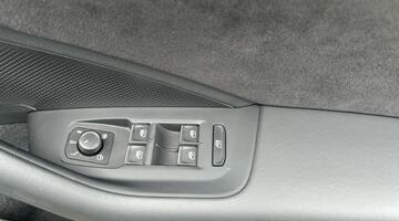 2025 Volkswagen TSI eHybrid 19.7kWh R-Line DSG Euro 6 5-door (Green) - Image: 18