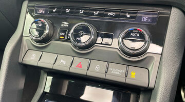 2023 Škoda TSI ACT SportLine Euro 6 5-door (Grey) - Image: 15