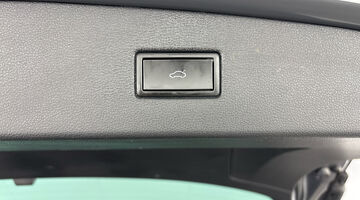 2022 Volkswagen TSI Active DSG Euro 6 5-door (Grey) - Image: 32